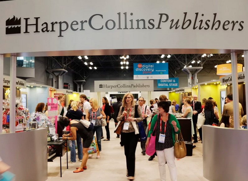 Des modifications subtiles et imperceptibles chez HarperCollins permettent d'économiser 245 millions de pages, soit 5618 arbres
