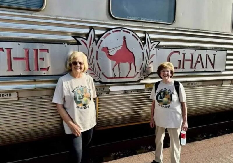 Âgées de 81 ans, elles séjournent dans des auberges de jeunesse et parcourent le monde : "L'âge n'a jamais été une barrière"