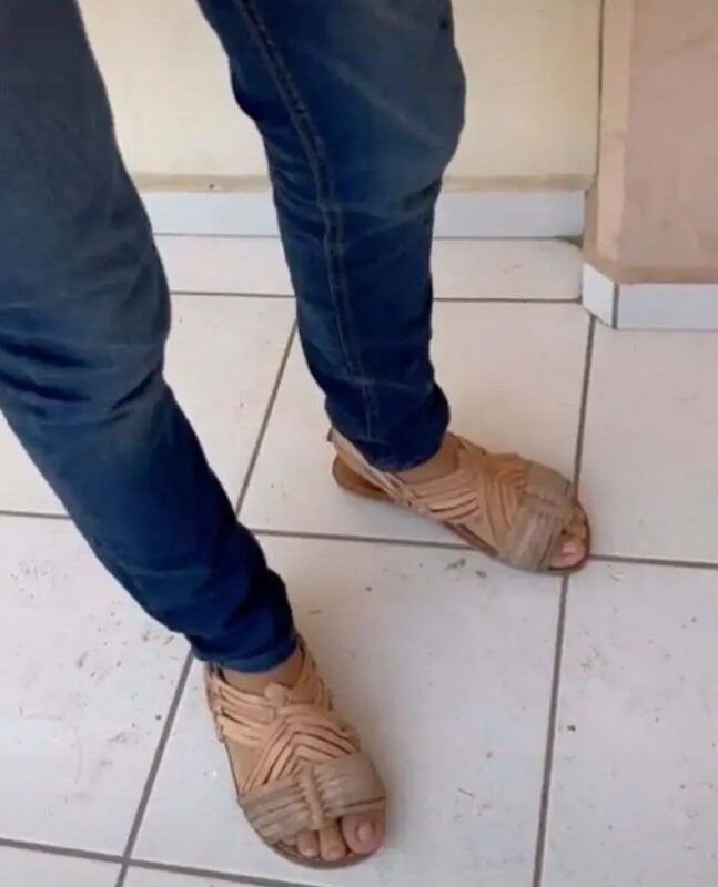Une formidable leçon de vie : Un papa apprend à son fils à respecter les autres grâce à une action de punition exemplaire