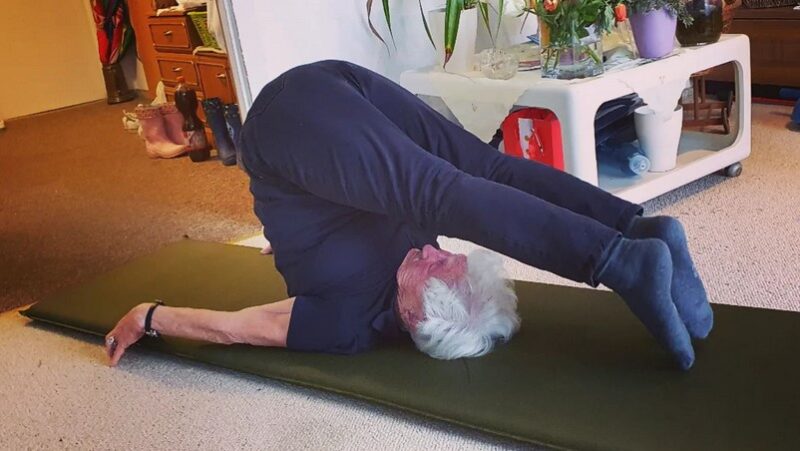 L'âge n'est qu'un chiffre, aucune exagération: La gymnaste la plus âgée du monde a 98 ans et continue de s'entraîner