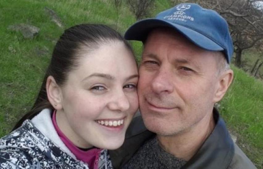 Un monsieur de 58 ans épouse une jeune fille âgée de dix-sept ans : leur vie cinq ans plus tard