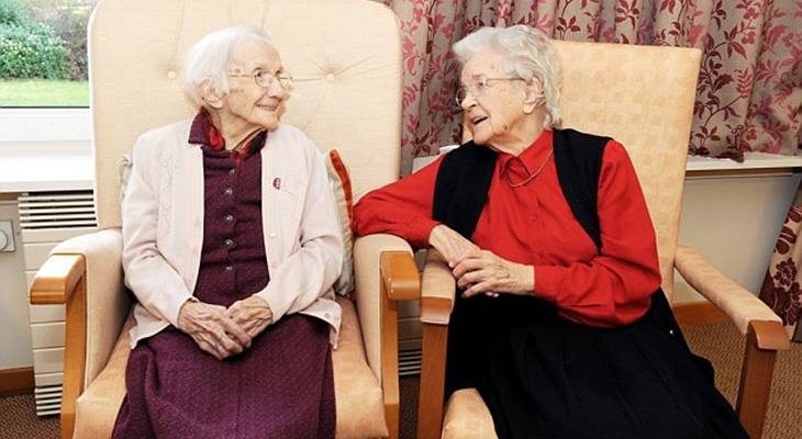 Cette vieille dame de 109 ans affirme que le secret d'une longue vie est le fait de se tenir à l'écart des hommes