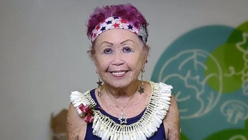 Cette caissière part à 95 ans pour une retraite bien méritée; "Elle est un exemple de courage et de gentillesse"