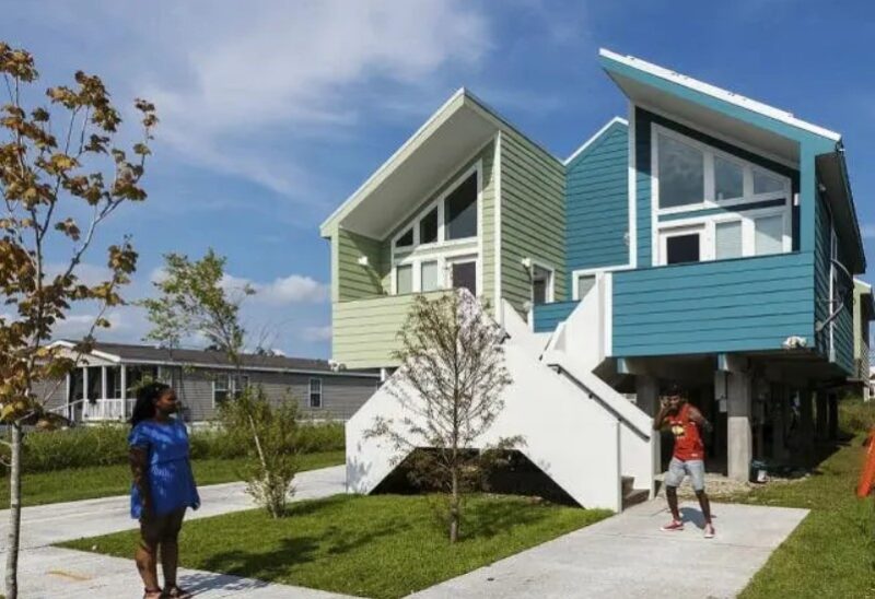 Brad Pitt a fait construire plus de cent maisons pour des gens dans le besoin