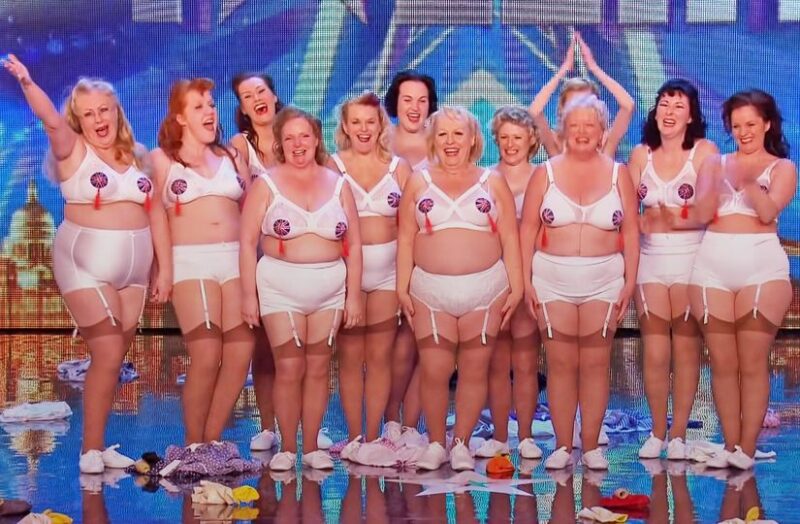 L'audition de danse extrêmement osée des Ruby Red Performers, âgés de 25 à 64 ans, vous fera sourire