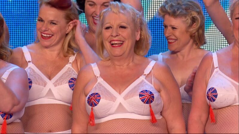 L'audition de danse extrêmement osée des Ruby Red Performers, âgés de 25 à 64 ans, vous fera sourire