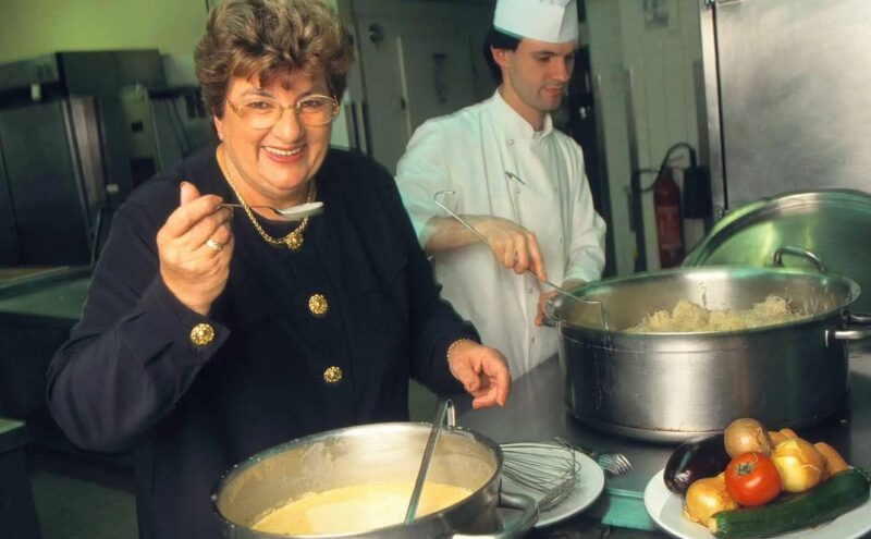 Maïté à 85 ans, après avoir tout perdu, qu'est devenue l'inoubliable cuisinière de la TV française