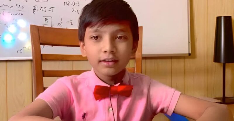 Un petit prodige vient de décrocher son bac à l'âge de douze ans et vient de faire son entrée à l'université avec "Félicitations"
