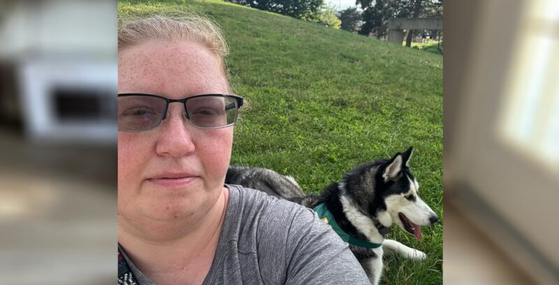 "Elle nous a sauvé la vie" : une femme remercie un chien de sauvetage de l'avoir alertée sur les niveaux dangereux de monoxyde de carbone