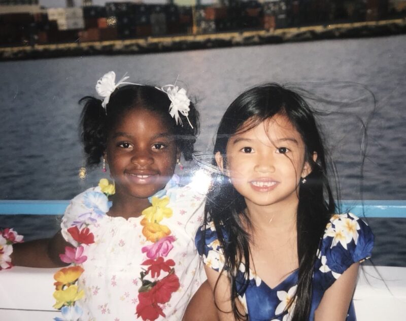 « J'ai entendu dire que vous me cherchiez » : Des amies d'enfance se retrouvent 12 ans après s'être rencontrées en croisière