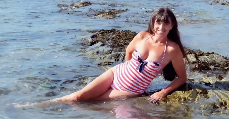 Elle a 71 ans et est mannequin professionnel depuis 40 ans : «J'ai le sentiment d'avoir vingt ans quand je suis en maillot de bain»