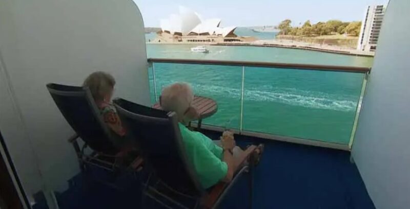 Un couple fait 51 croisières successives parce que c'est moins coûteux que la vie en maison de retraite