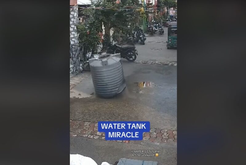 Miracle de la vie : un réservoir d'eau tombe directement sur une femme sans la blesser !