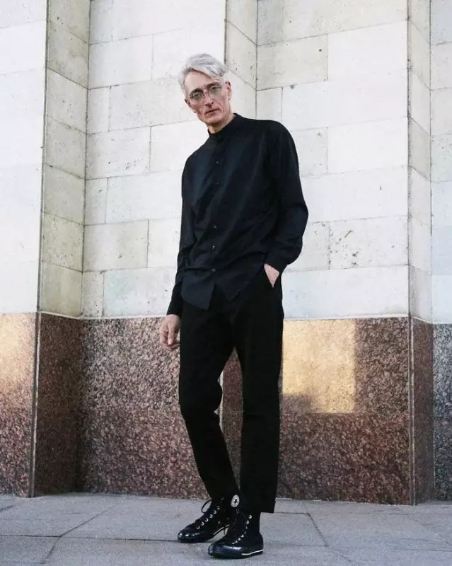 Pour défier l'industrie de la mode, une agence de mode embauche uniquement des mannequins de plus de 45 ans, et leurs photos sont merveilleuses