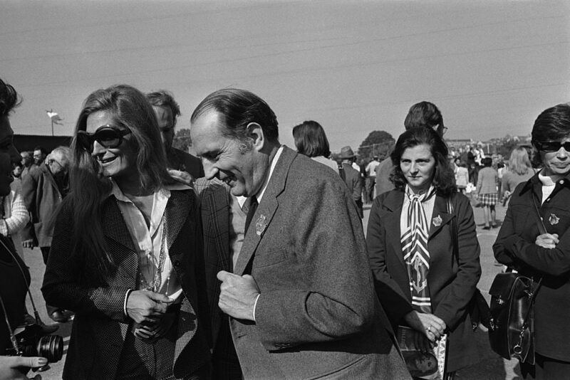 Dalida et François Mitterrand en couple ? Orlando, le frère de la chanteuse, fait des confidences surprenantes : "Je sais que..."