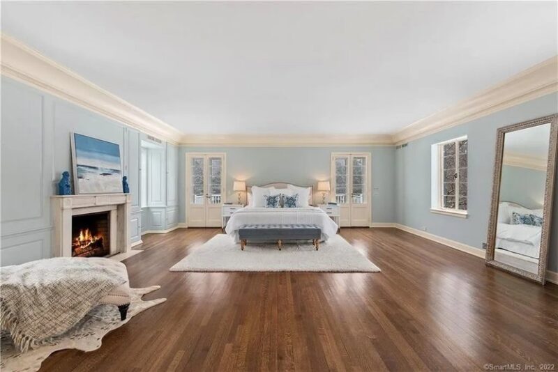 Richard Gere met en vente sa maison du Connecticut au prix de 11 millions d'euros après avoir annoncé une nouvelle déchirante...