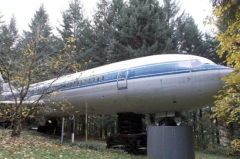 Cet homme a transformé un avion en maison ! Découvrez l'intérieur