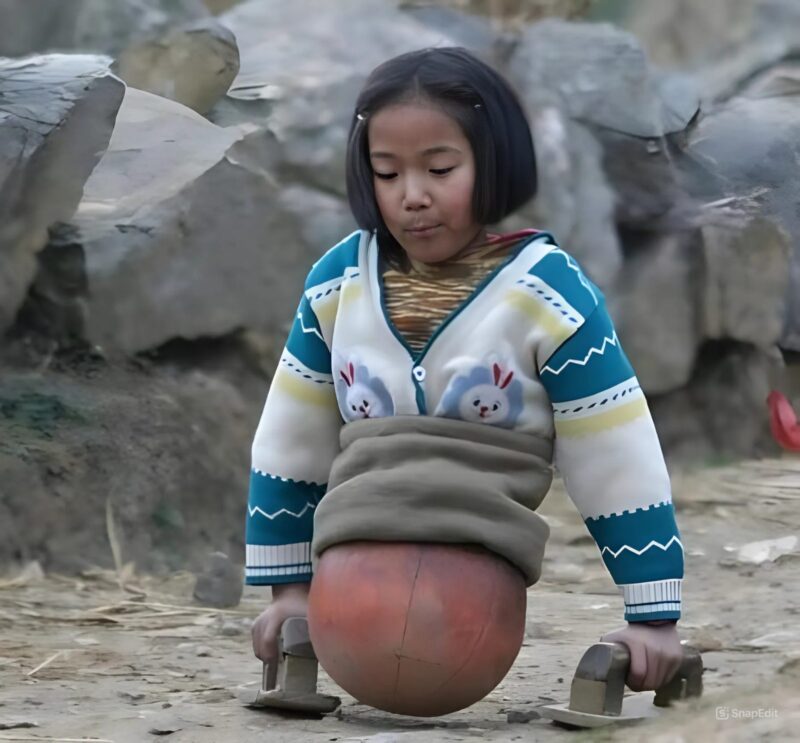 Voici à quoi ressemble la «fille aux ballons» abandonnée. Aujourd'hui, elle est devenue millionnaire et ravissante