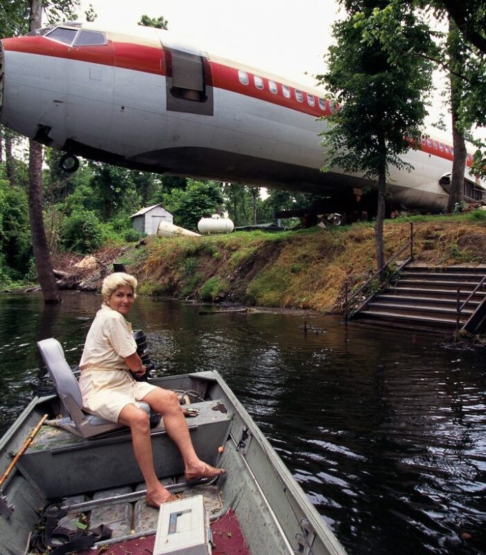 Une femme a acquis un avion et l'a rénové : voyez à quoi ressemble l'intérieur de cette maison atypique