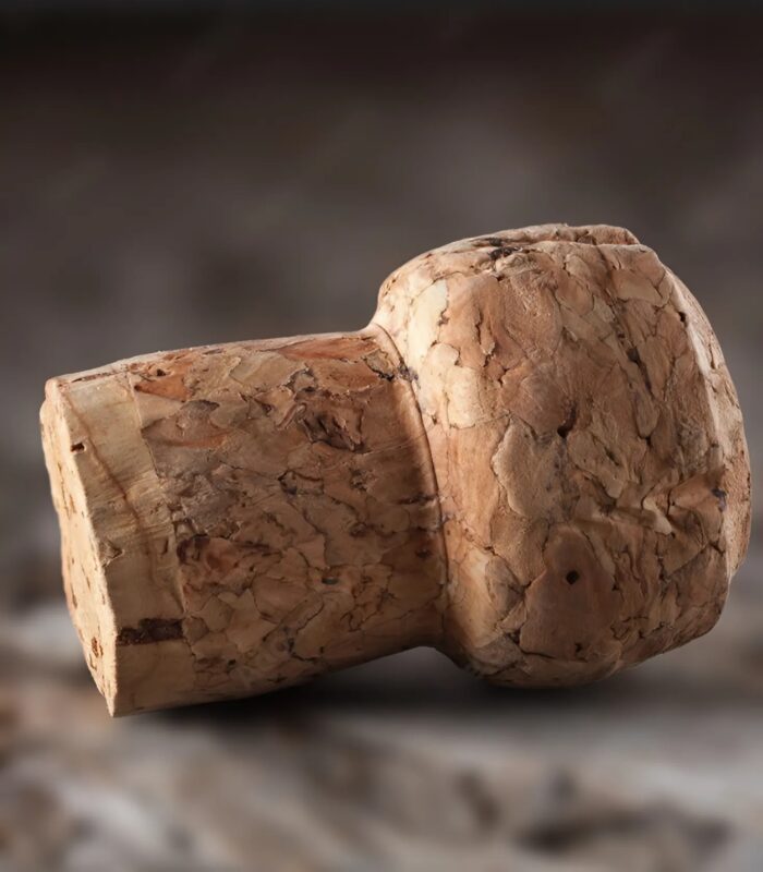 Champagne : Pourquoi les chefs conservent-ils toujours les bouchons de liège ?