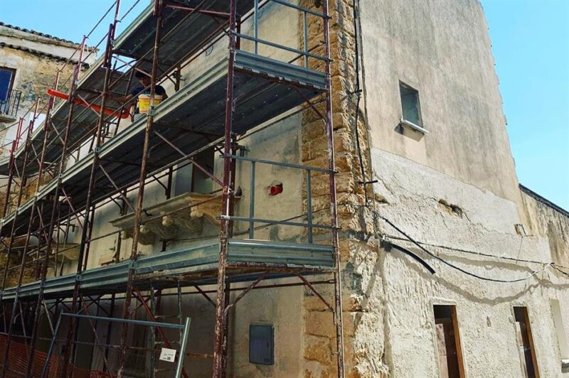J'ai acquis une maison abandonnée pour 1 EUR, et maintenant c'est la maison de mes rêves qui coûte 462000 EUR