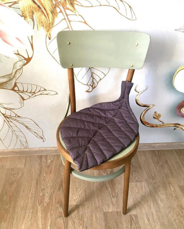 Cette chaise, je souhaitais la jeter, mais ma fille a décidé de lui donner une seconde vie : évaluer son travail