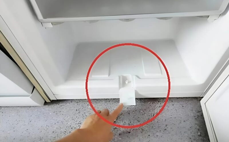 J'ignorais l'existence de ce composant caché dans mon réfrigérateur, pourtant c'est lui qui assure son bon fonctionnement !