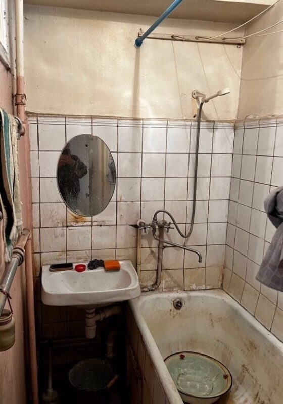Chaque mètre compte : Comment ils ont démonté, déplacé et réinventé 30 m² pour créer un chez-soi parfait ?