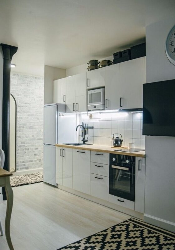 Chaque mètre compte : Comment ils ont démonté, déplacé et réinventé 30 m² pour créer un chez-soi parfait ?