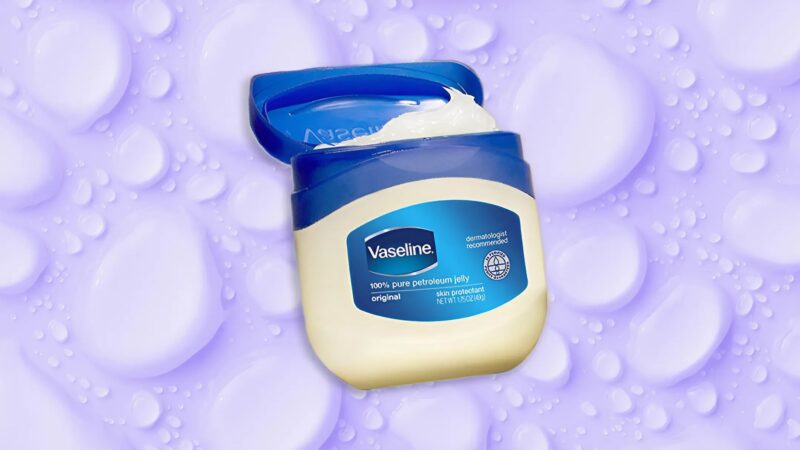 Mixer la vaseline et le citron : un soin parfait pour la peau