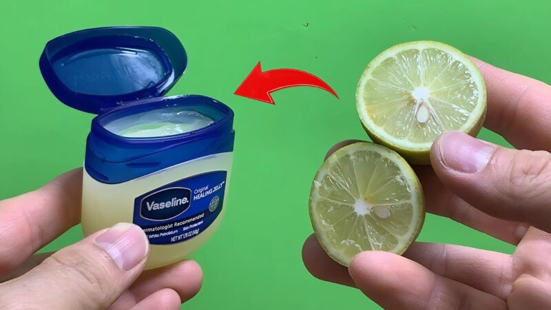 Mixer la vaseline et le citron : un soin parfait pour la peau