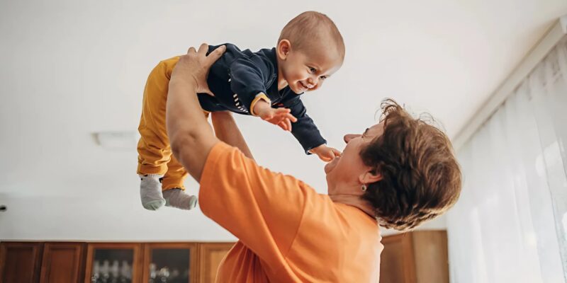 Mon fils unique ne m'a pas autorisé à voir mon petit-fils nouveau-né pour la première fois, alors que j'avais fait 5 heures de marche pour le voir