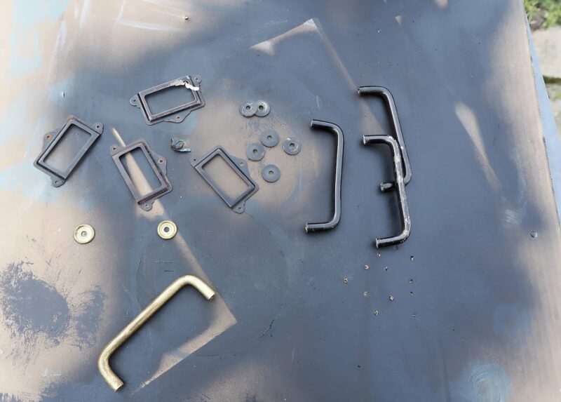 L’ancien meuble à outils de ma maman : restauration respectueuse