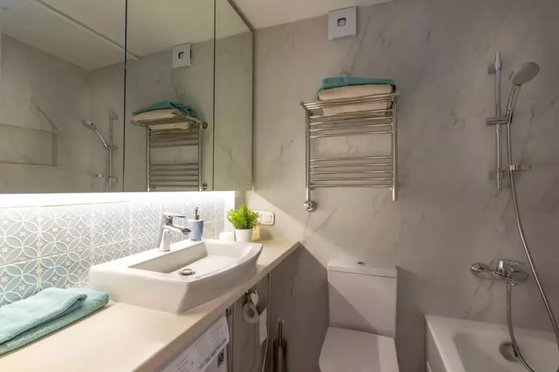 De ruine à chef-d'œuvre : découvrez l'incroyable transformation d'un appartement abandonné en un espace moderne et élégant