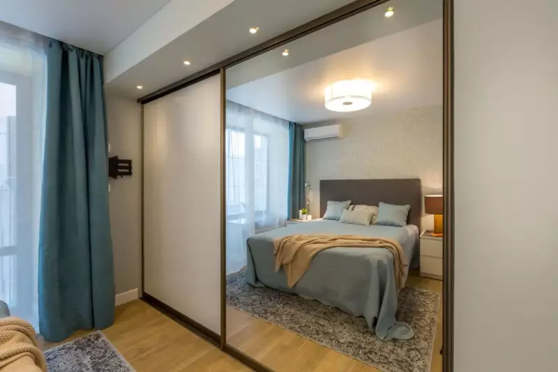 De ruine à chef-d'œuvre : découvrez l'incroyable transformation d'un appartement abandonné en un espace moderne et élégant