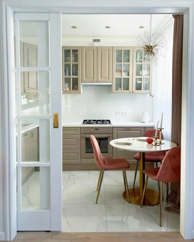 "Avant et après" : comment une blogueuse a transformé un appartement démodé en un véritable bijou de style