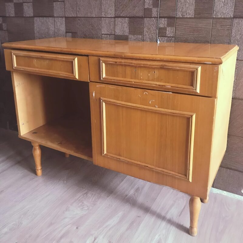 Quand mon frère a voulu jeter ce vieux meuble, j’ai dit NON… et j’ai bien fait