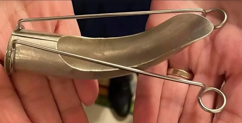 Ma maman a trouvé cet objet dans le tiroir de mon père… Est-ce que c’est ce que je redoute