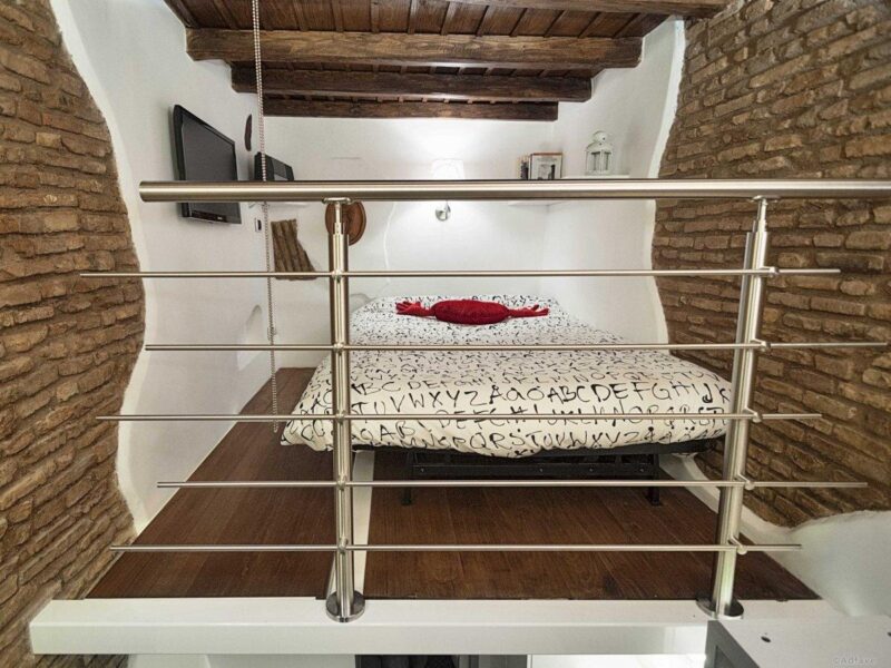 Un logement de la taille d'un placard : cet appartement romain de 7 m² prouve qu'un aménagement astucieux fait toute la différence