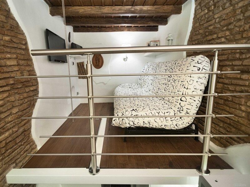 Un logement de la taille d'un placard : cet appartement romain de 7 m² prouve qu'un aménagement astucieux fait toute la différence