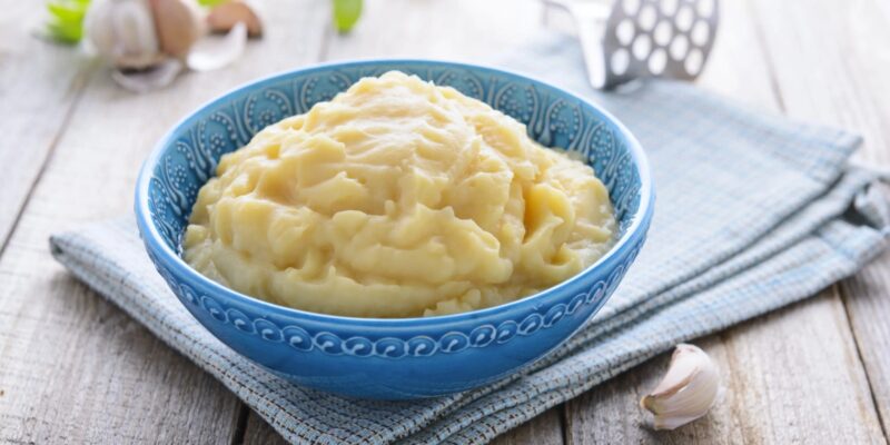 Il y a un ingrédient secret qui sublime votre purée… mais attention, ce n’est pas du lait