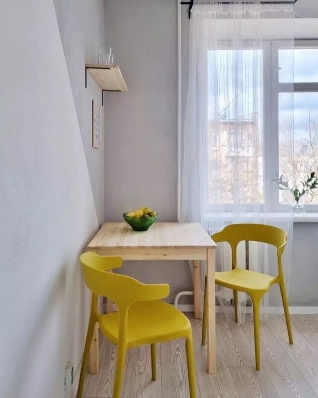 Une minuscule cuisine de 5 m², transformée sans se ruiner, mais avec un cœur immense