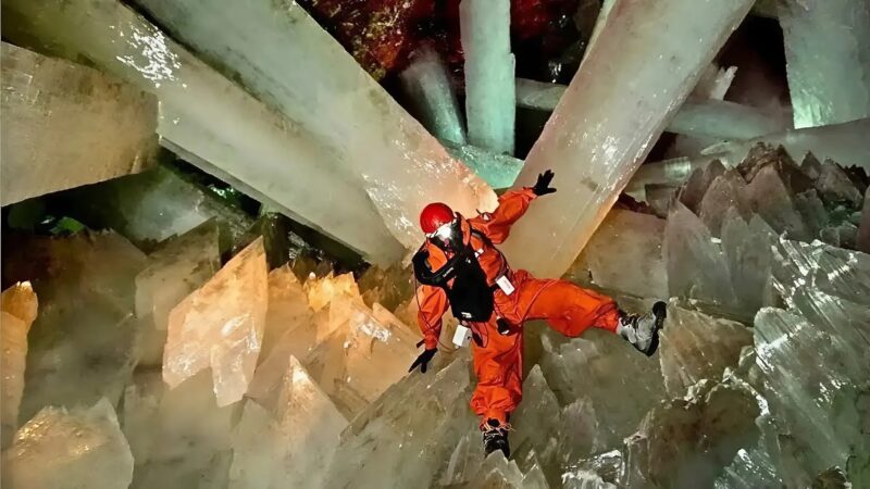 Les mineurs ont percé un mur et ont découvert quelque chose d’aussi surprenant qu'ils ont immédiatement appelé des scientifiques