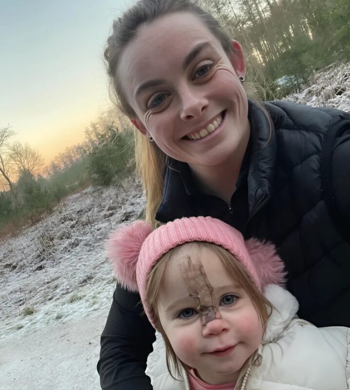 «Les gens ne la montreront plus du doigt» – Ces parents ont pris une décision qui a bouleversé la vie de leur fille